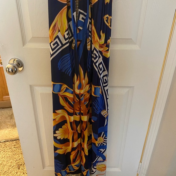 Elegant Blue and Gold Maxi Dress - Picture 5 of 11